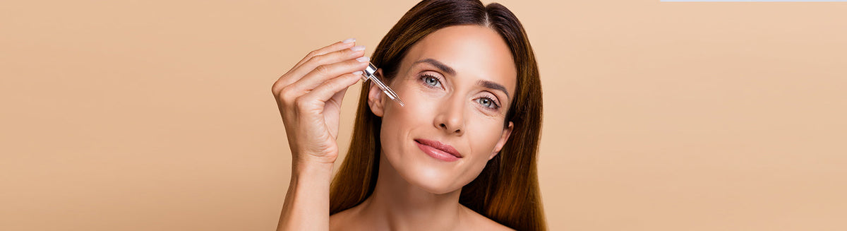 Prima il siero, poi la crema: la skincare dell'estate