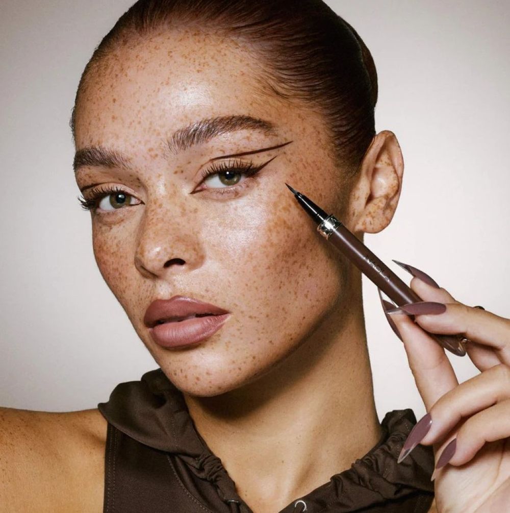 True Signature Eyeliner
