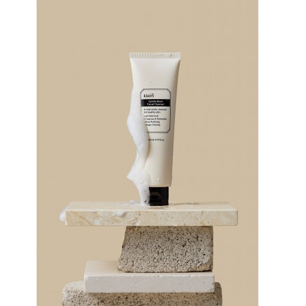 Gentle Black Facial Cleanser 140ml